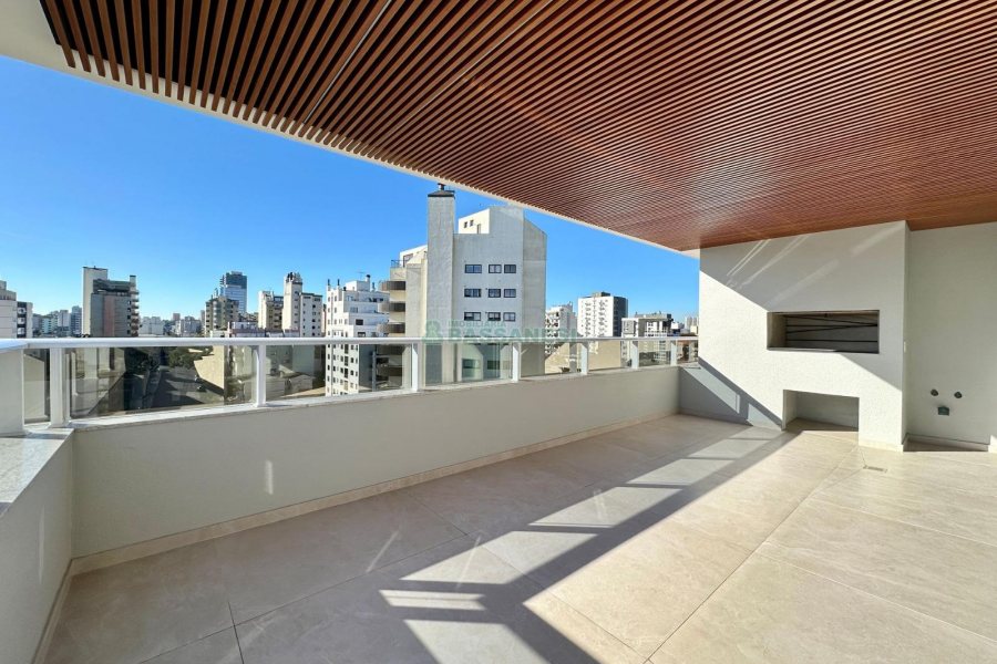 Apartamento com 171m², 3 dormitórios, 3 vagas, no bairro Exposição em Caxias do Sul para Comprar