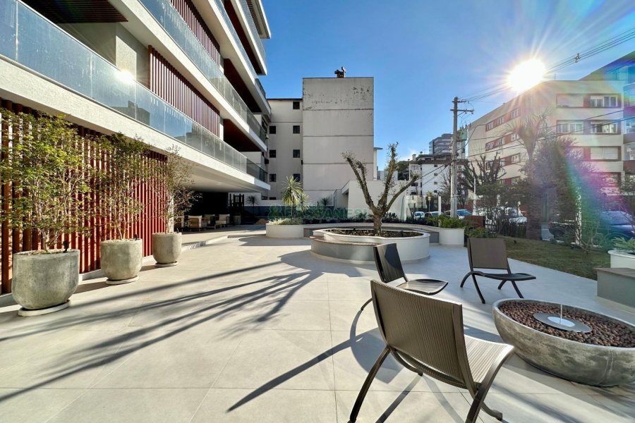 Apartamento com 171m², 3 dormitórios, 3 vagas, no bairro Exposição em Caxias do Sul para Comprar