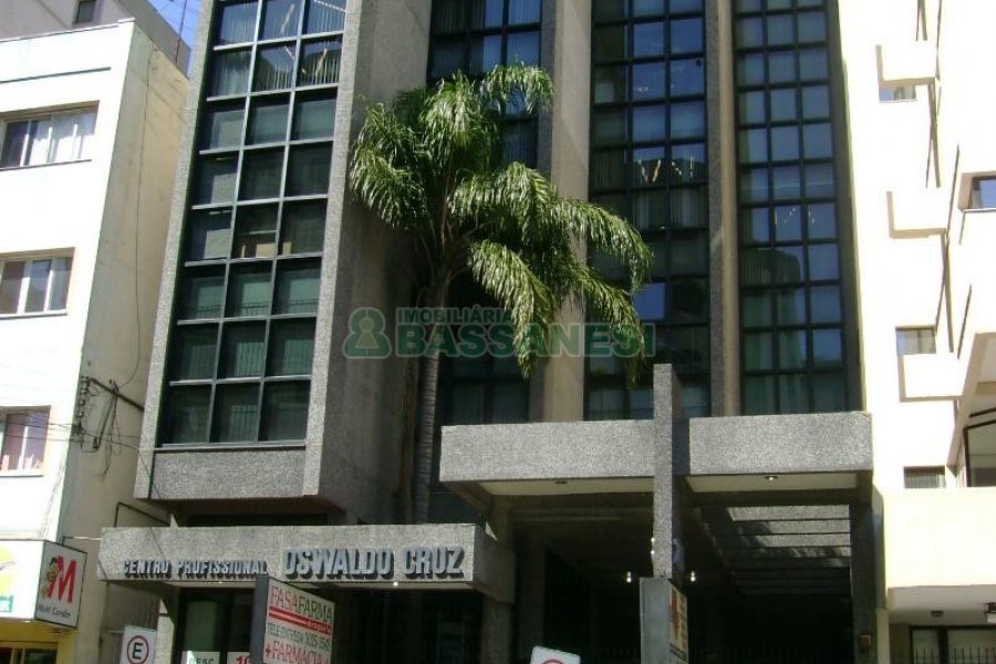 Sala com 52m², no bairro Centro em Caxias do Sul para Alugar