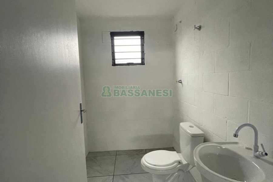Pavilhão com 720m², no bairro Sanvitto em Caxias do Sul para Alugar