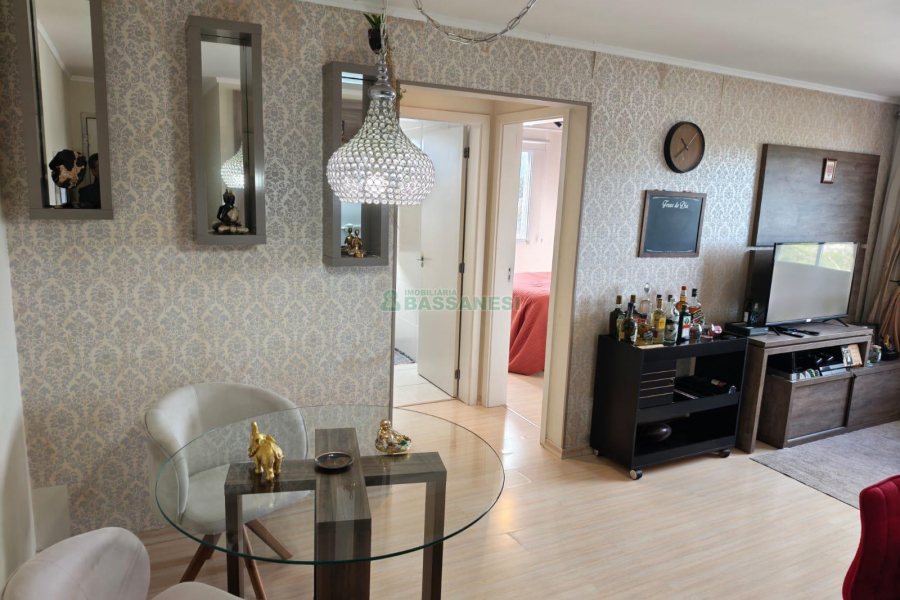 Apartamento com 56m², 2 dormitórios, 1 vaga, no bairro Salgado Filho em Caxias do Sul para Comprar