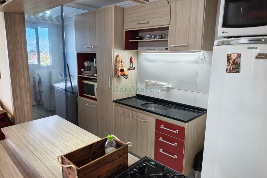 Apartamento com 56m², 2 dormitórios, 1 vaga, no bairro Salgado Filho em Caxias do Sul para Comprar