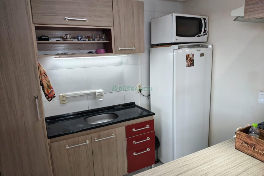 Apartamento com 56m², 2 dormitórios, 1 vaga, no bairro Salgado Filho em Caxias do Sul para Comprar