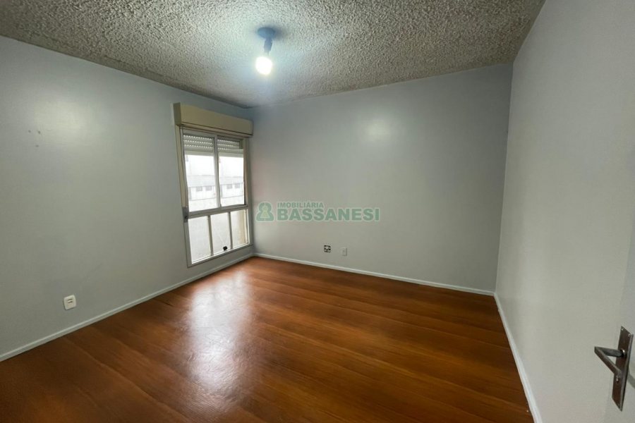 Apartamento com 60m², 2 dormitórios, 1 vaga, no bairro São Pelegrino em Caxias do Sul para Comprar