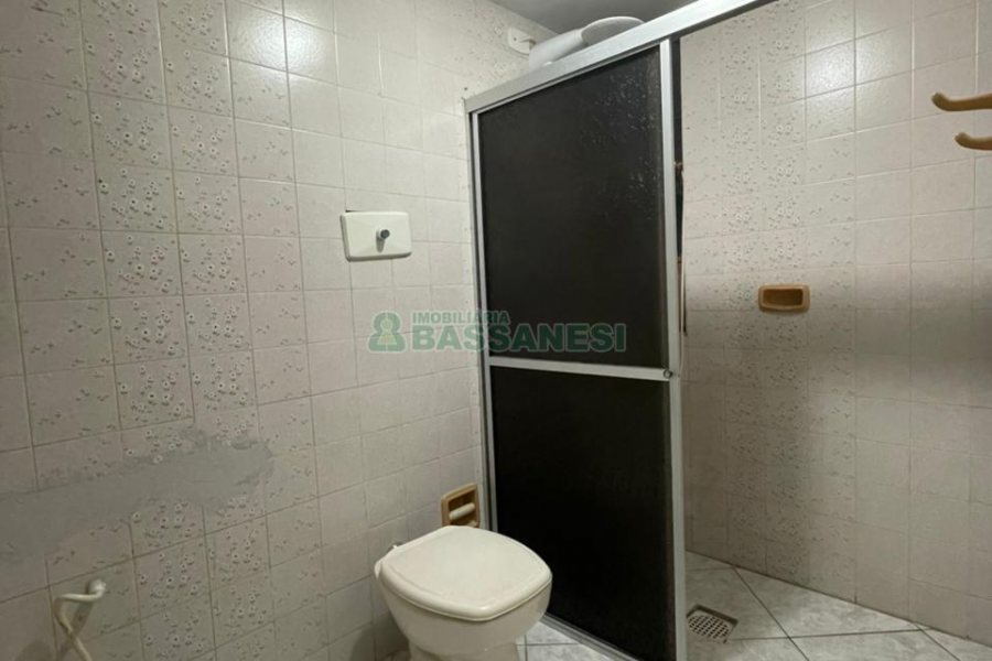 Apartamento com 60m², 2 dormitórios, 1 vaga, no bairro São Pelegrino em Caxias do Sul para Comprar