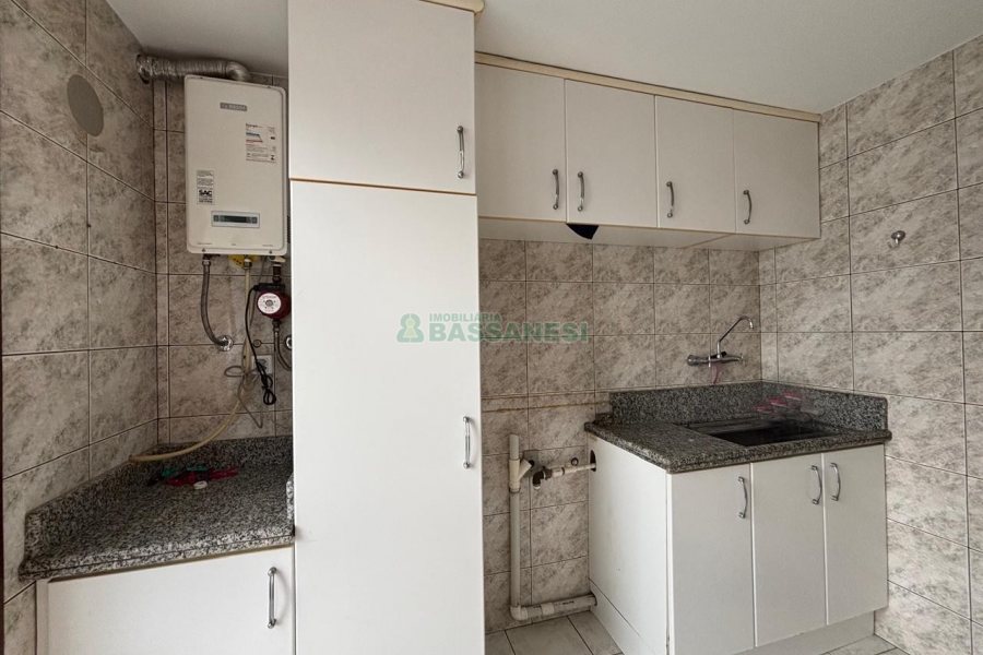 Apartamento com 145m², 3 dormitórios, 2 vagas, no bairro Panazzolo em Caxias do Sul para Alugar