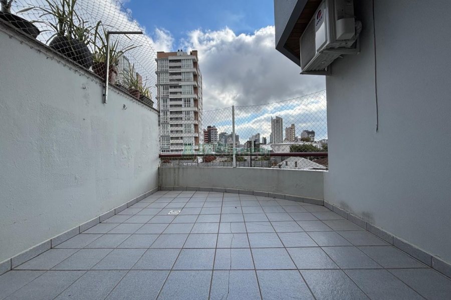 Apartamento com 145m², 3 dormitórios, 2 vagas, no bairro Panazzolo em Caxias do Sul para Alugar