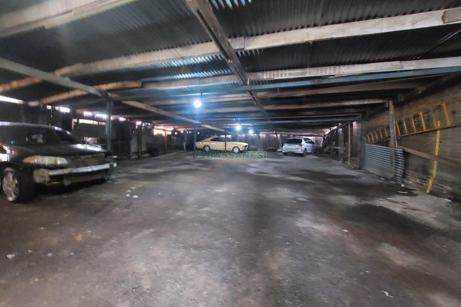 Pavilhão com 360m², no bairro Panazzolo em Caxias do Sul para Alugar