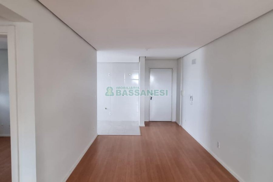 Apartamento com 73m², 2 dormitórios, 2 vagas, no bairro Vila Verde em Caxias do Sul para Comprar