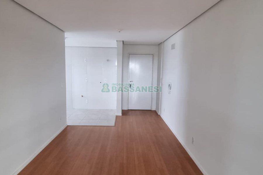 Apartamento com 73m², 2 dormitórios, 2 vagas, no bairro Vila Verde em Caxias do Sul para Comprar