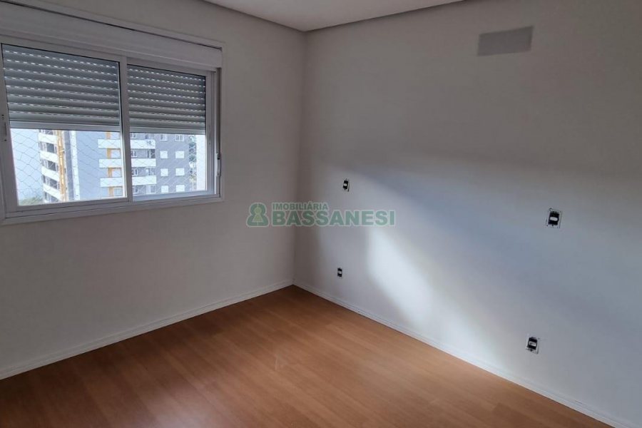 Apartamento com 73m², 2 dormitórios, 2 vagas, no bairro Vila Verde em Caxias do Sul para Comprar