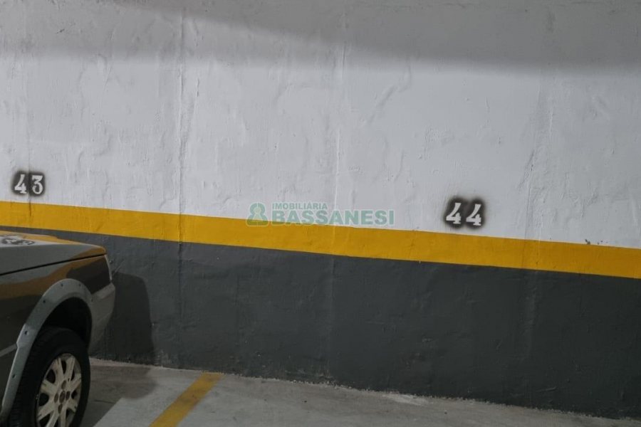 Apartamento com 73m², 2 dormitórios, 2 vagas, no bairro Vila Verde em Caxias do Sul para Comprar