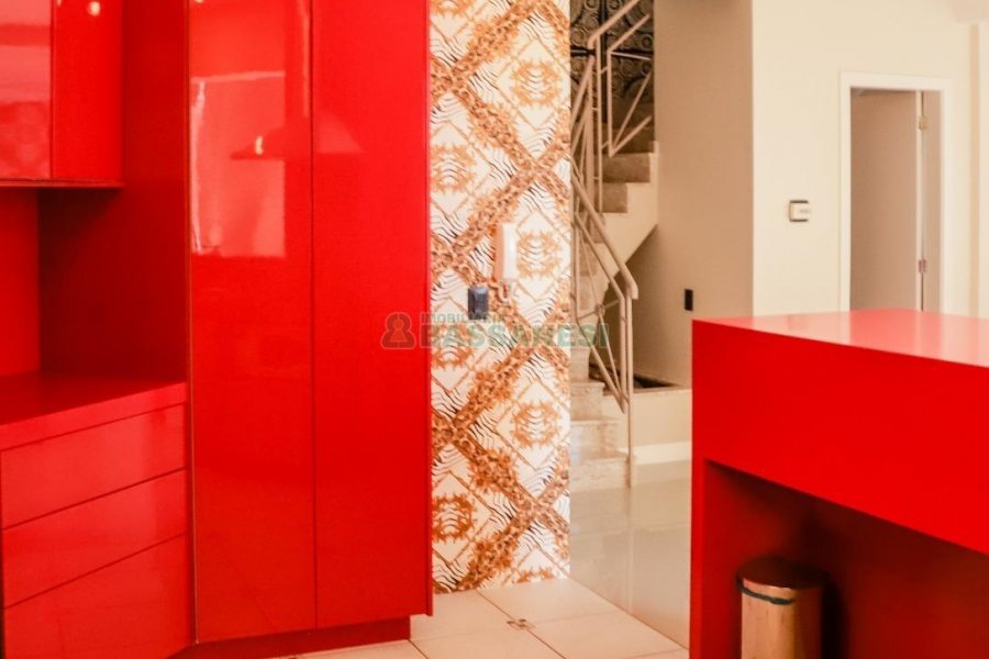Apartamento com 295m², 3 dormitórios, 2 vagas, no bairro Panazzolo em Caxias do Sul para Comprar