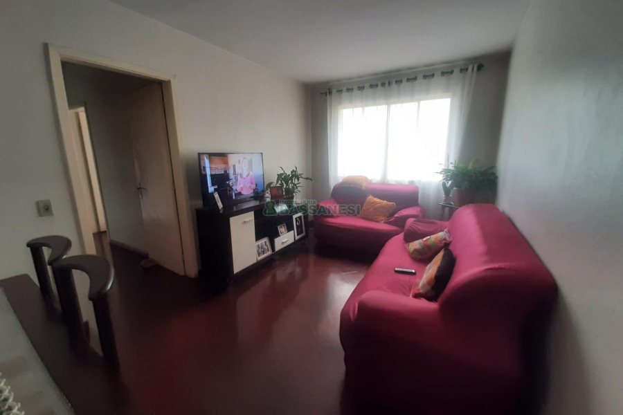 Apartamento com 94m², 3 dormitórios, 1 vaga, no bairro São Pelegrino em Caxias do Sul para Comprar