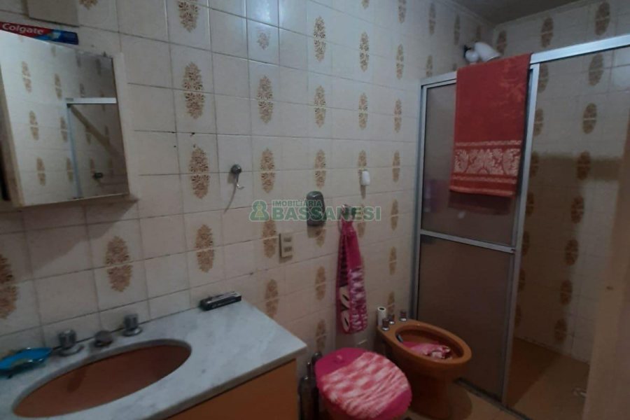 Apartamento com 94m², 3 dormitórios, 1 vaga, no bairro São Pelegrino em Caxias do Sul para Comprar