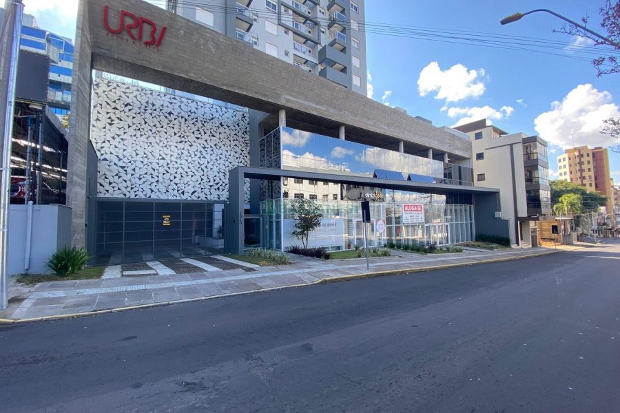 Loja com 168m², no bairro Lourdes em Caxias do Sul para Comprar