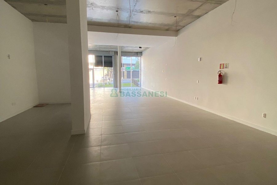 Loja com 168m², no bairro Lourdes em Caxias do Sul para Comprar