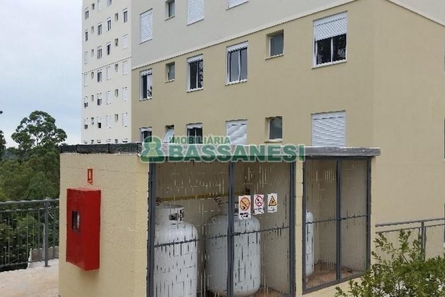 Apartamento com 52m², 2 dormitórios, 1 vaga, no bairro De Zorzi em Caxias do Sul para Alugar
