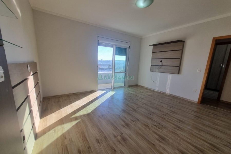 Apartamento com 250m², 4 dormitórios, 2 vagas, no bairro Sagrada Família em Caxias do Sul para Alugar