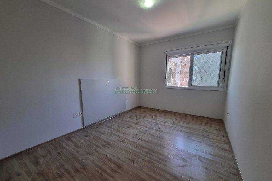 Apartamento com 250m², 4 dormitórios, 2 vagas, no bairro Sagrada Família em Caxias do Sul para Alugar