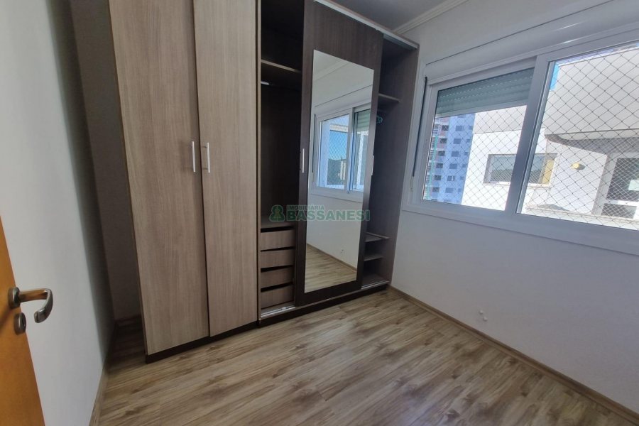 Apartamento com 250m², 4 dormitórios, 2 vagas, no bairro Sagrada Família em Caxias do Sul para Alugar