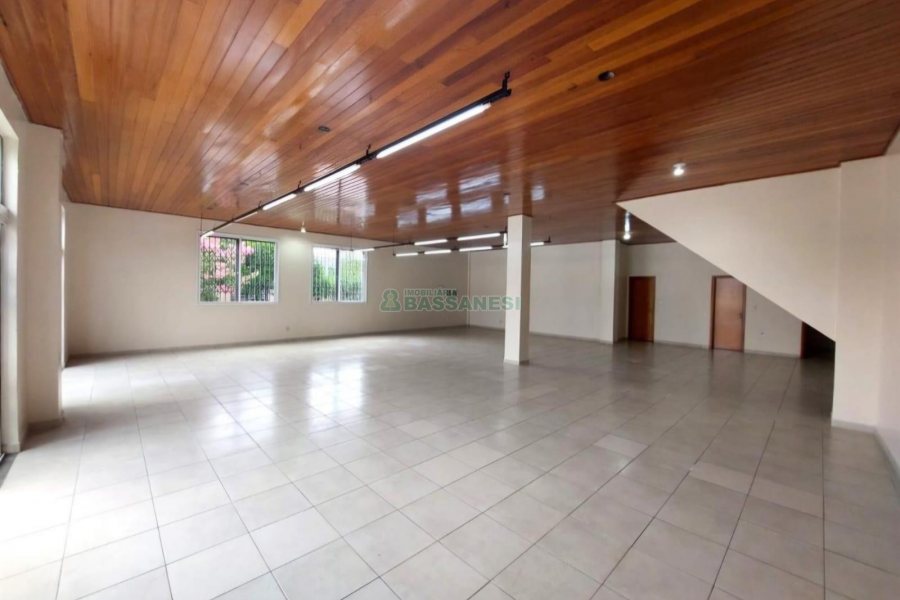 Loja com 160m², no bairro Bela Vista em Caxias do Sul para Alugar