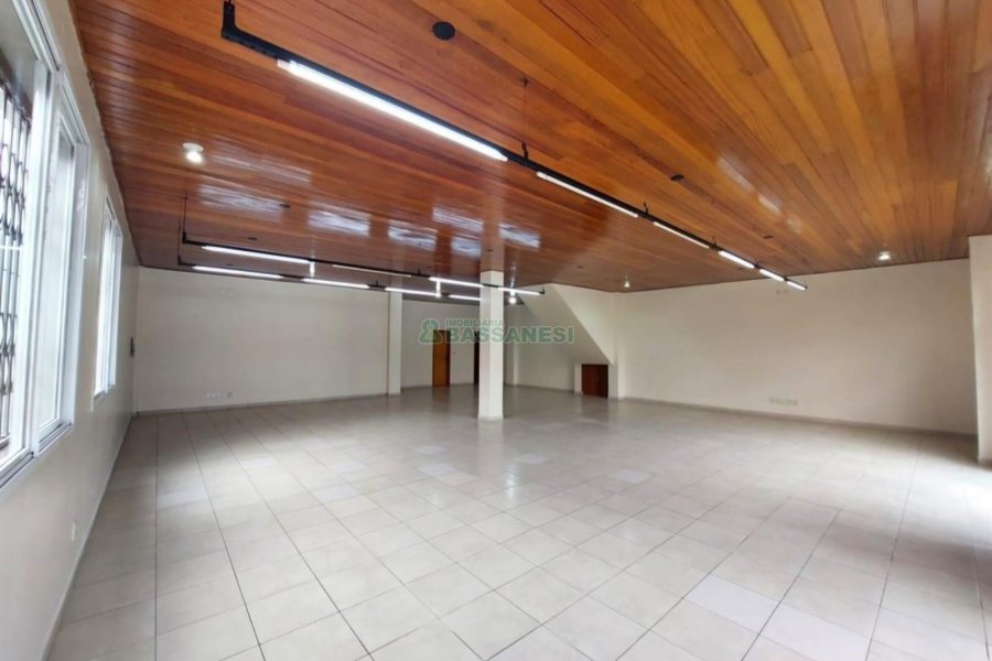Loja com 160m², no bairro Bela Vista em Caxias do Sul para Alugar