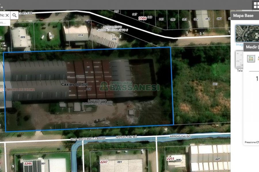 Pavilhão com 6429m², no bairro Nossa Senhora de Fátima em Caxias do Sul para Comprar
