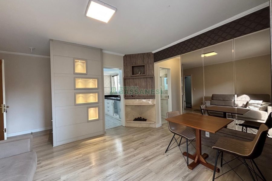 Apto Mobiliado com 72m², 2 dormitórios, 1 vaga, no bairro Universitário em Caxias do Sul para Alugar