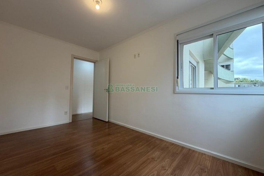 Apartamento com 59m², 2 dormitórios, 1 vaga, no bairro Centro em Caxias do Sul para Comprar