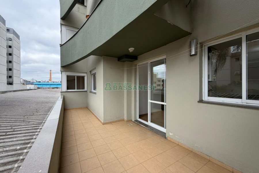 Apartamento com 59m², 2 dormitórios, 1 vaga, no bairro Centro em Caxias do Sul para Comprar