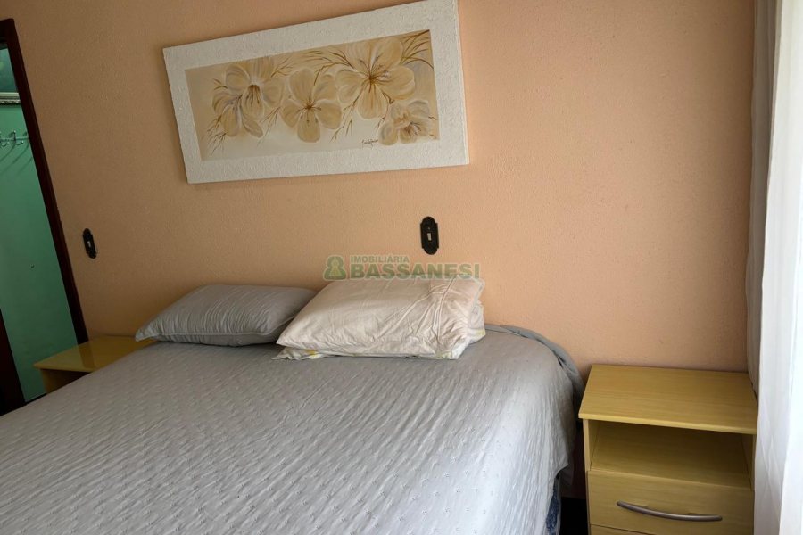 Chácara com 300m², 3 dormitórios, 2 vagas, no bairro Vila Seca em Caxias do Sul para Comprar