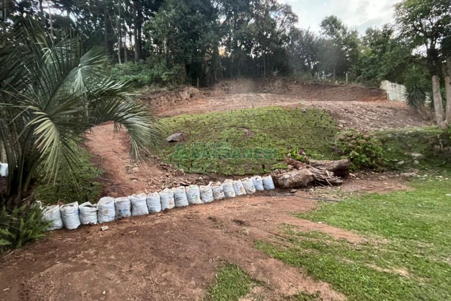 Terreno, no bairro Santa Corona em Caxias do Sul para Comprar