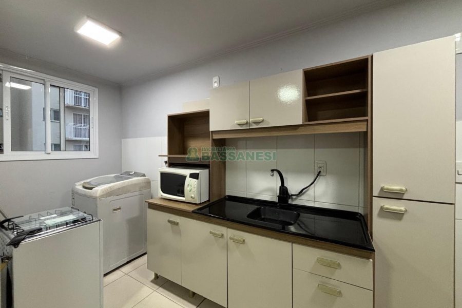 Apartamento com 82m², 2 dormitórios, 1 vaga, no bairro São Virgílio em Caxias do Sul para Alugar
