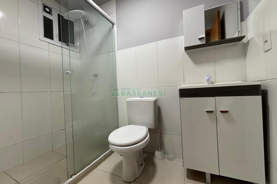 Apartamento com 82m², 2 dormitórios, 1 vaga, no bairro São Virgílio em Caxias do Sul para Alugar