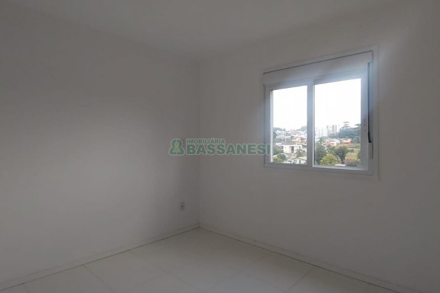Apartamento com 46m², 2 dormitórios, 1 vaga, no bairro São Luiz em Caxias do Sul para Alugar