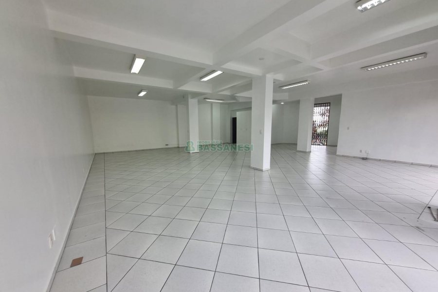 Loja com 120m², no bairro Cruzeiro em Caxias do Sul para Alugar