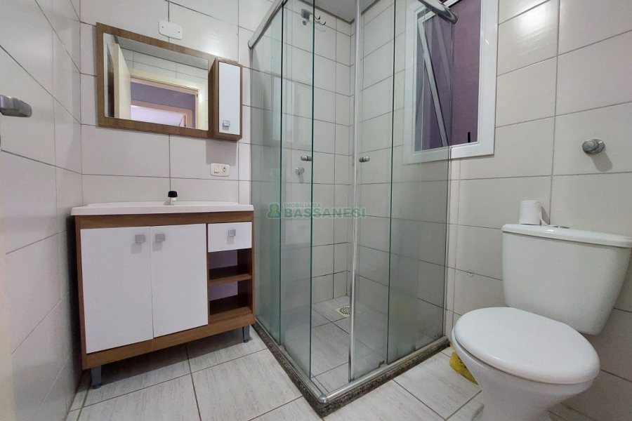 Apartamento com 50m², 2 dormitórios, 1 vaga, no bairro Jardim Iracema em Caxias do Sul para Alugar