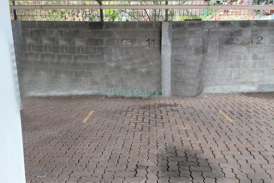 Apartamento com 50m², 2 dormitórios, 1 vaga, no bairro Jardim Iracema em Caxias do Sul para Alugar