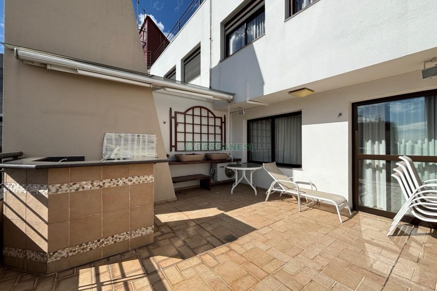 Apartamento com 455m², 3 dormitórios, 4 vagas, no bairro Centro em Caxias do Sul para Comprar