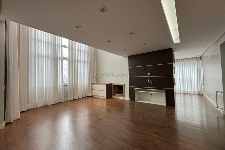 Apartamento com 151m², 3 dormitórios, 2 vagas, no bairro Panazzolo em Caxias do Sul para Alugar