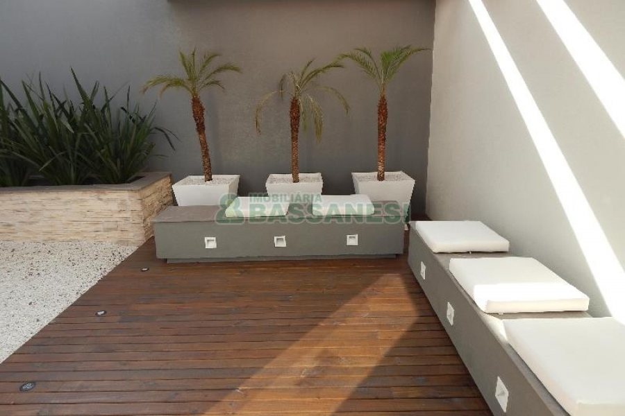 Apartamento com 151m², 3 dormitórios, 2 vagas, no bairro Panazzolo em Caxias do Sul para Alugar