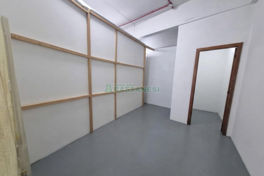 Loja com 65m², no bairro Rio Branco em Caxias do Sul para Alugar