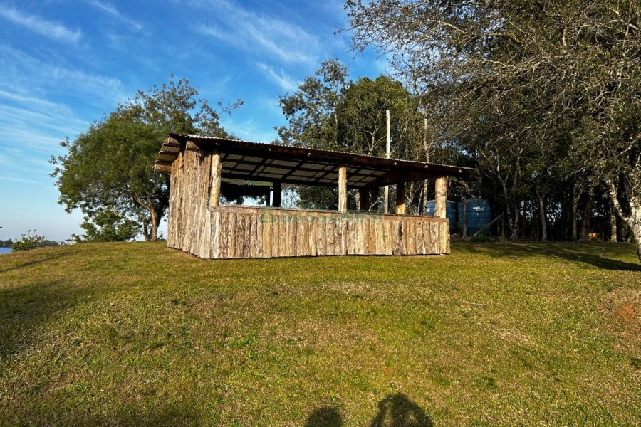 Chácara com 1300m², no bairro Forqueta em Caxias do Sul para Alugar