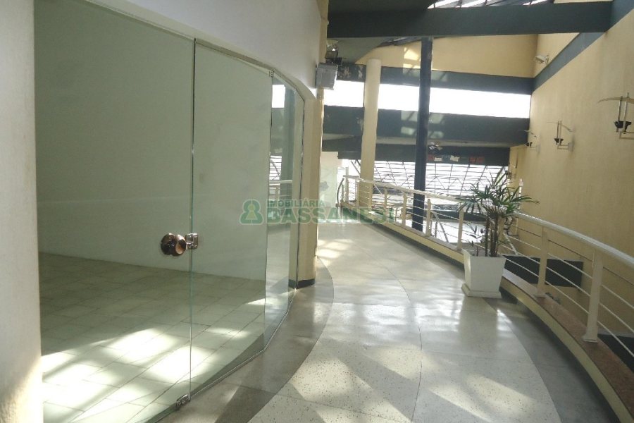 Loja com 35m², no bairro Centro em Caxias do Sul para Alugar