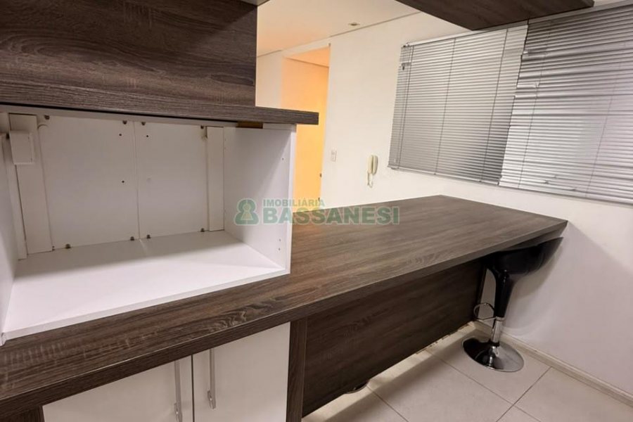Apartamento com 80m², 2 dormitórios, 1 vaga, no bairro Colina Sorriso em Caxias do Sul para Alugar