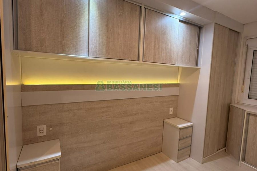 Apartamento com 80m², 2 dormitórios, 1 vaga, no bairro Colina Sorriso em Caxias do Sul para Alugar