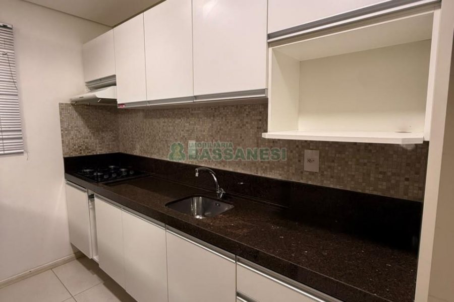 Apartamento com 80m², 2 dormitórios, 1 vaga, no bairro Colina Sorriso em Caxias do Sul para Alugar