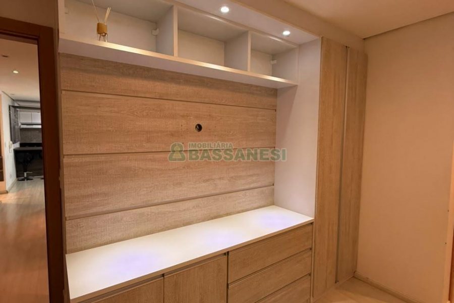 Apartamento com 80m², 2 dormitórios, 1 vaga, no bairro Colina Sorriso em Caxias do Sul para Alugar