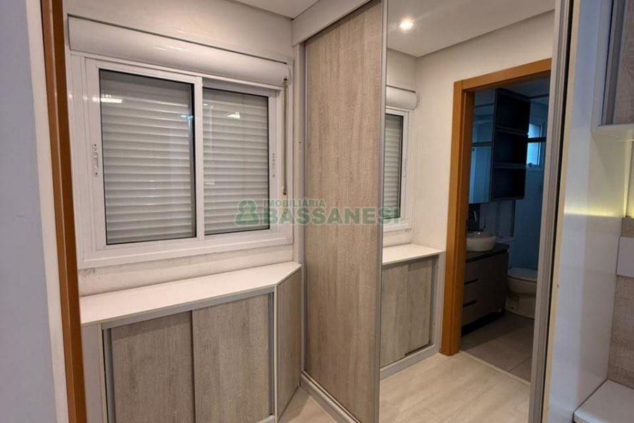 Apartamento com 80m², 2 dormitórios, 1 vaga, no bairro Colina Sorriso em Caxias do Sul para Alugar